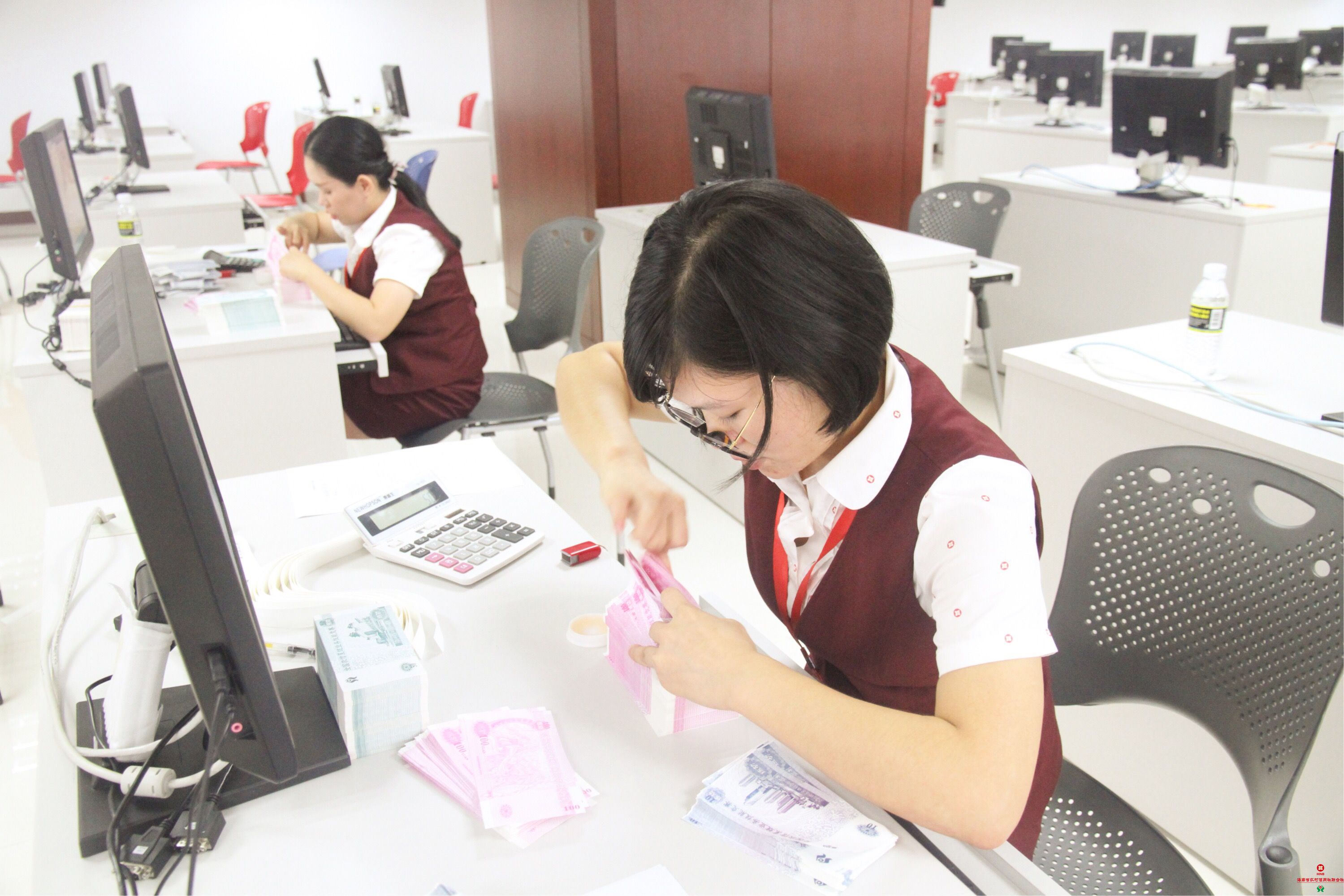 勇當先鋒，做好表率——?？谵r(nóng)商銀行舉辦業(yè)務技能大賽第二季“專業(yè)操作技能競賽”