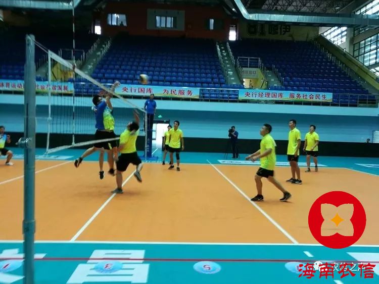 文昌農(nóng)商銀行勇奪文昌市工會財稅金融系統(tǒng)“工會國庫杯”排球比賽冠軍