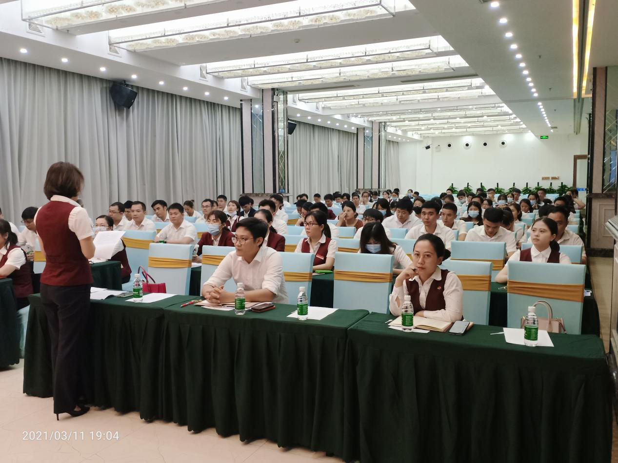 東方市農(nóng)村信用合作聯(lián)社開(kāi)展2021年第一期金融英語(yǔ)培訓(xùn) 東方市農(nóng)村信用合作聯(lián)社開(kāi)展2021年第一期金融英語(yǔ)培訓(xùn)