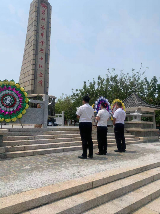 樂東聯(lián)社開展“清明祭英烈”活動(dòng)