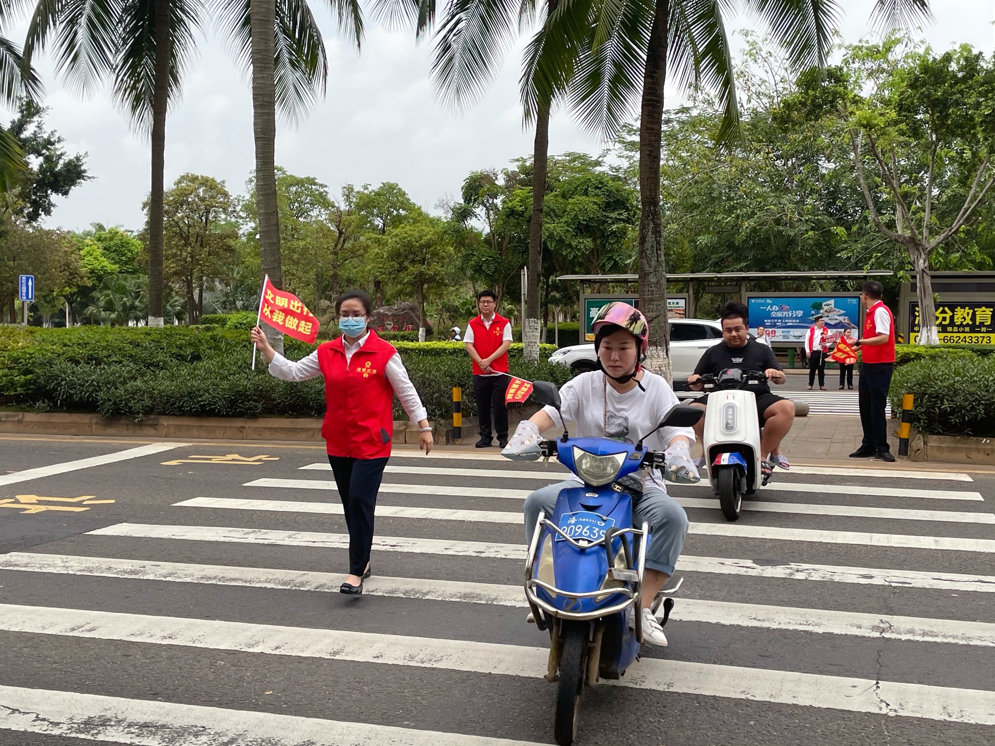 ?？谵r(nóng)商銀行“我為群眾辦實事 文明優(yōu)質(zhì)服務(wù)月”活動正式啟動