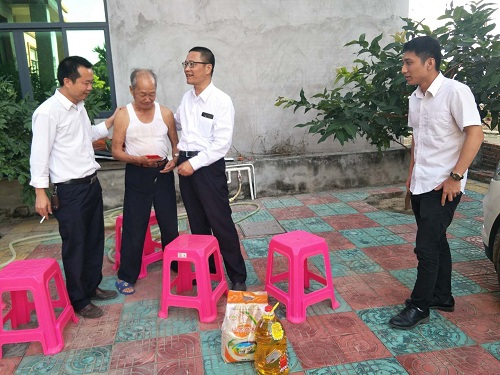 樂(lè)東聯(lián)社開展2019年“春節(jié)送溫暖” 走訪慰問(wèn)活動(dòng)