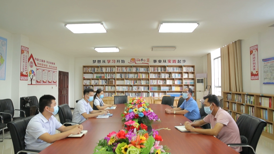 《鄉(xiāng)村振興電視夜?！?海南農(nóng)信農(nóng)村金融助力鄉(xiāng)村振興!