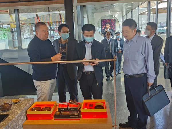 中國人民銀行?？谥行闹蟹疥啃虚L一行 到儋州開展金融支持農(nóng)業(yè)產(chǎn)業(yè)發(fā)展調研