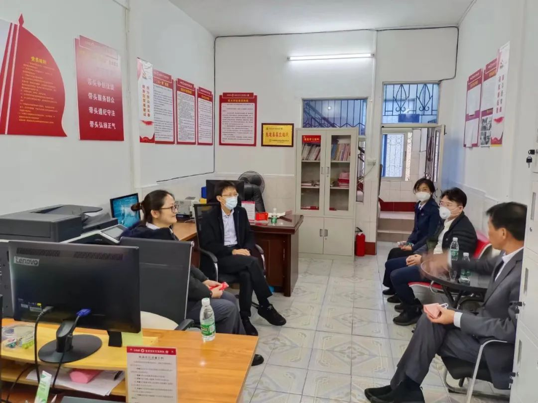 省聯(lián)社黨委班子成員開展走訪慰問生活困難黨員、老黨員和老干部活動