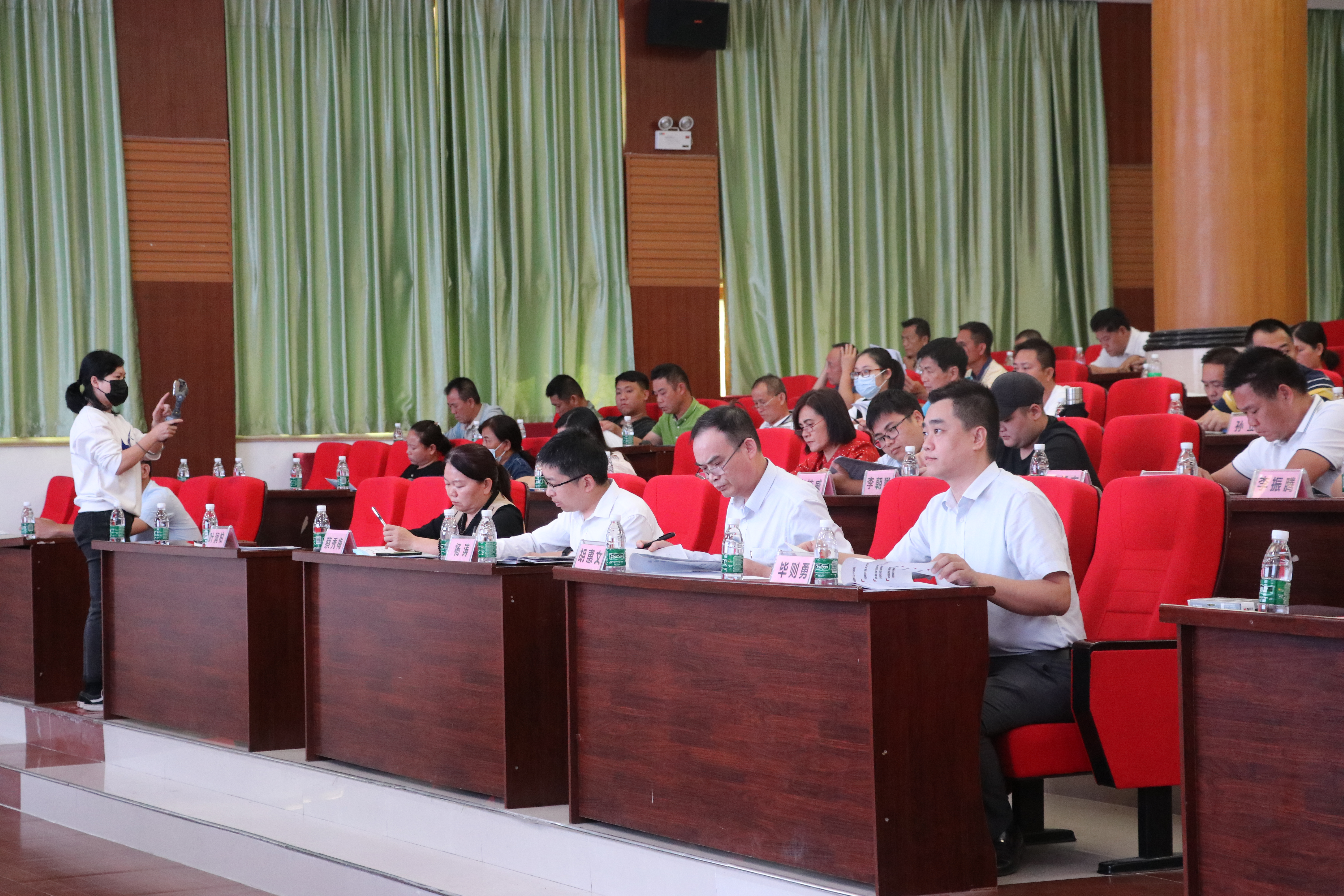 黨建促發(fā)展 金融助振興 保亭聯(lián)社“黨建共建促整村授信助力鄉(xiāng)村振興”正式啟動(dòng)