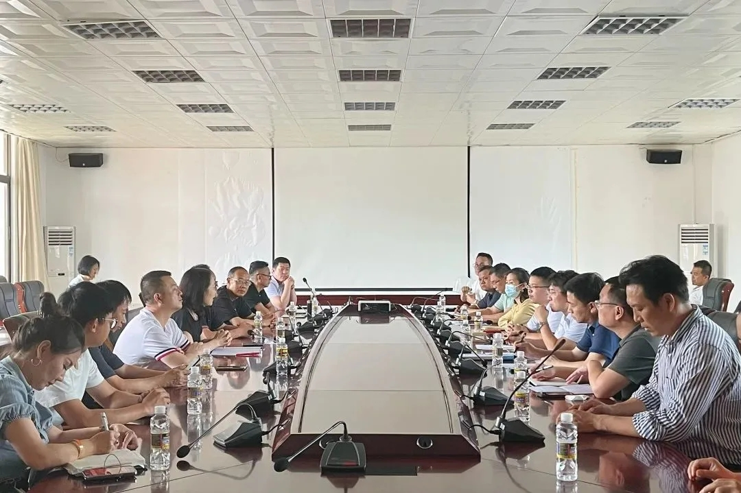 海南農(nóng)信與共享農(nóng)莊企業(yè)開展座談交流