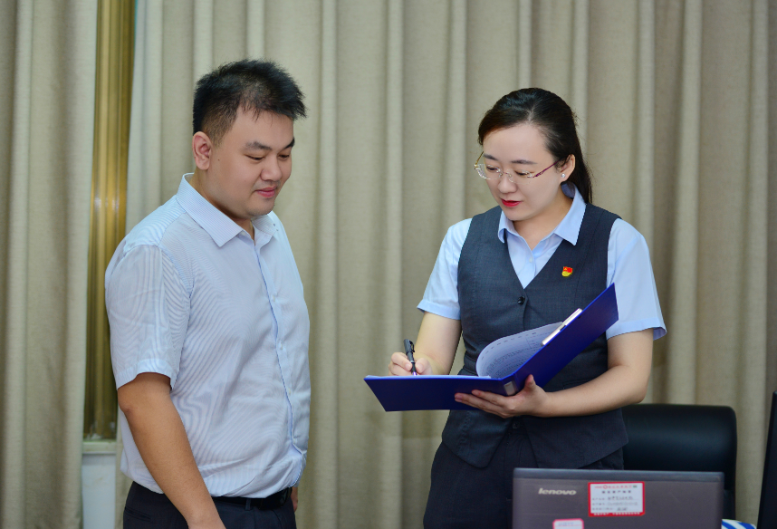 李虹漫：以行動踐行初心，用奮斗書寫芳華