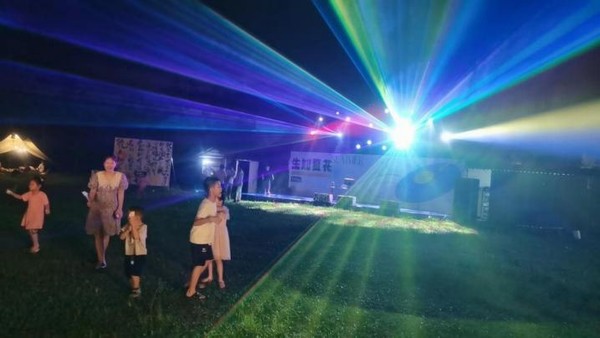 儋州農(nóng)信社社?？☉敉庑麄骰顒?dòng)｜童心飛揚(yáng)，社?？ㄖ? title=