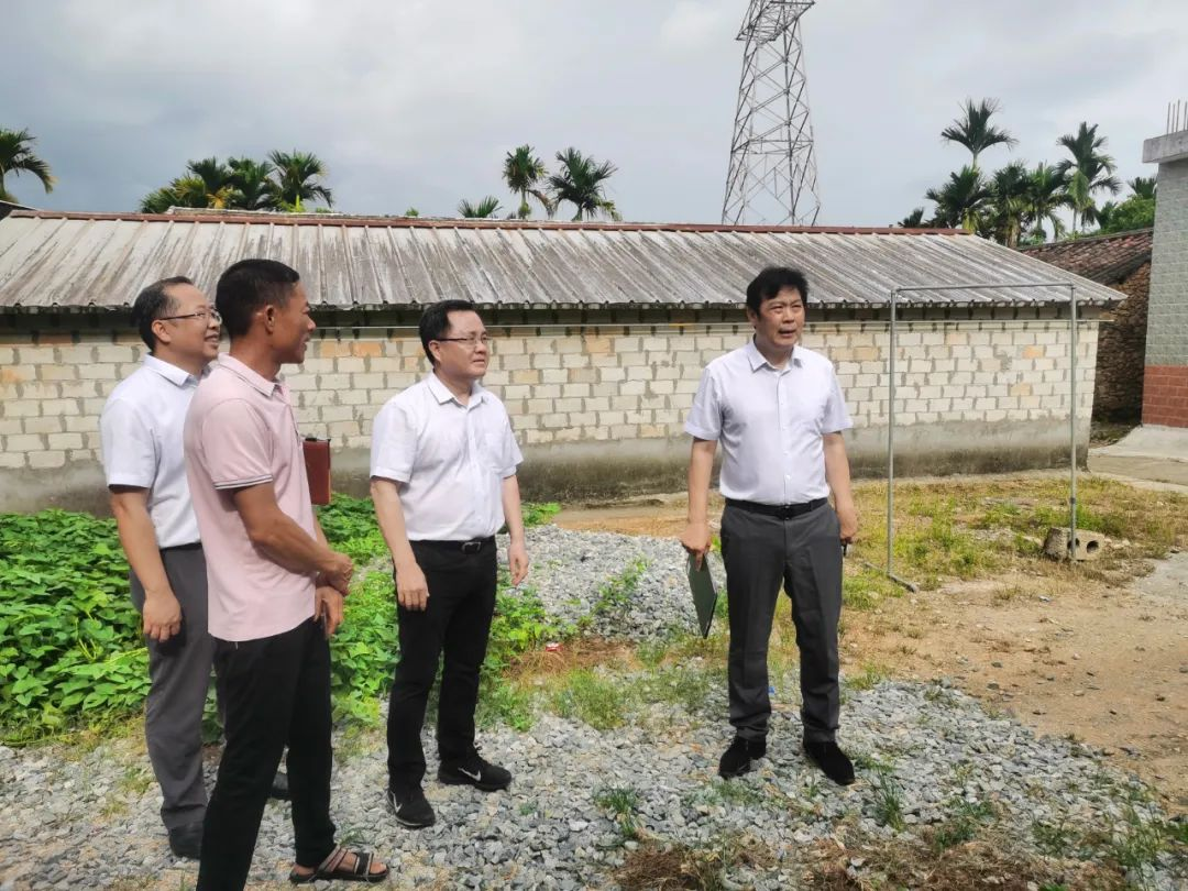 主題教育進(jìn)行時(shí)·調(diào)查研究｜李曉剛到瓊中聯(lián)社、東方聯(lián)社開展調(diào)研