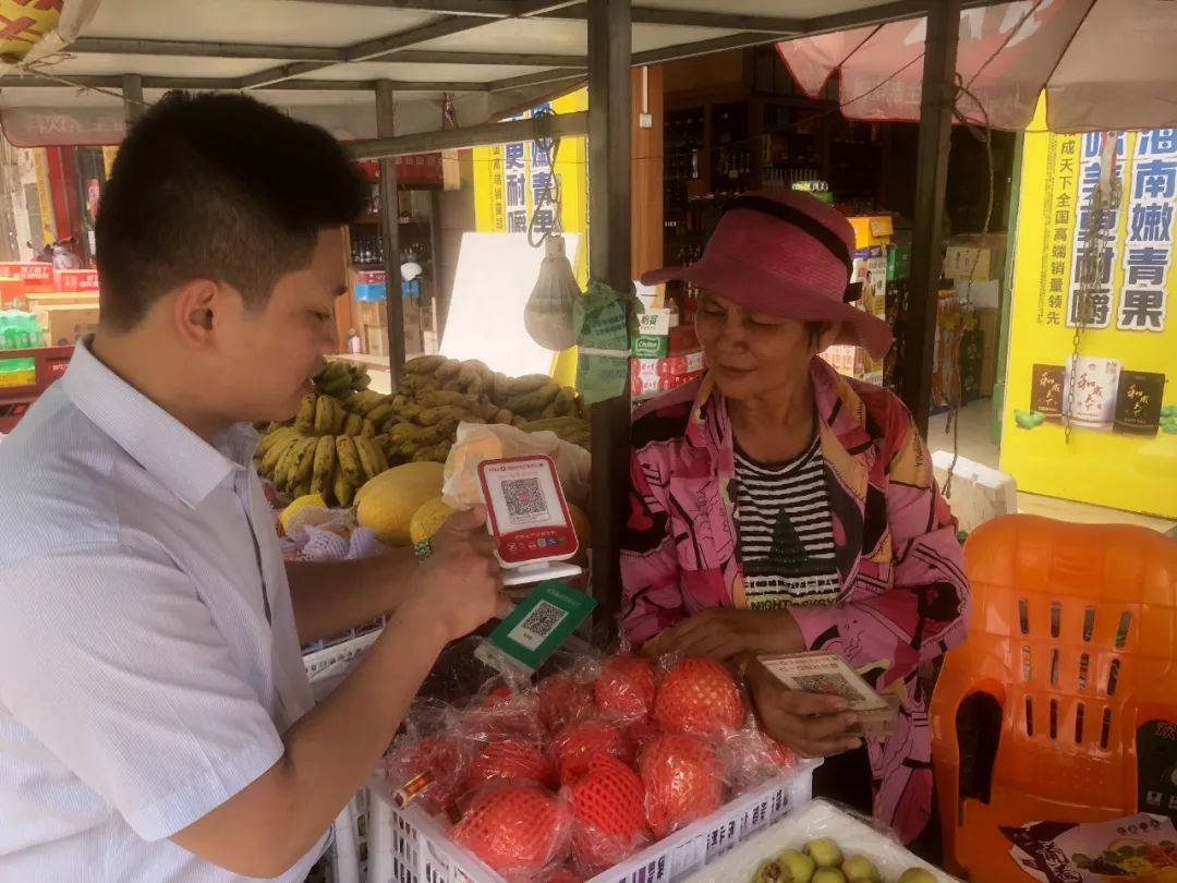 梁昌同：主動(dòng)作為優(yōu)服務(wù) 平凡崗位踐初心