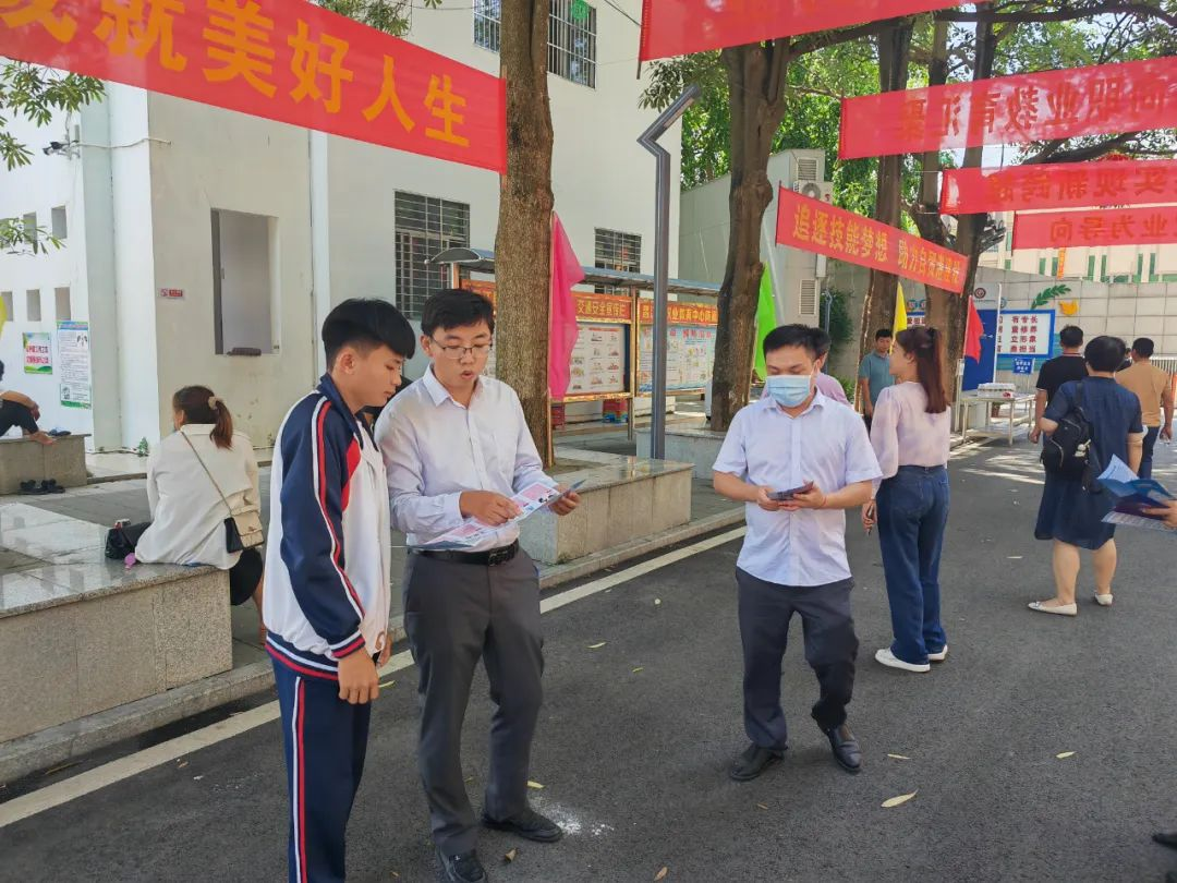 黃國強(qiáng)：奮斗正青春 多崗位練就工作“多面手”