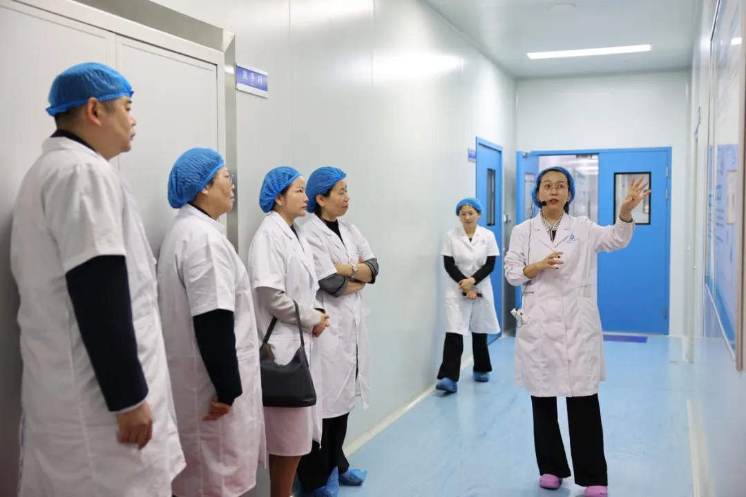 鄒燕玲一行到海南海藥有限公司開展調(diào)研