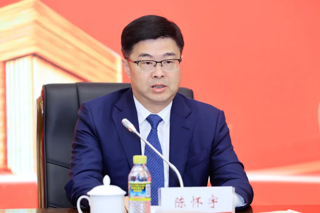 海南農(nóng)商銀行創(chuàng)立大會暨股東大會第一次會議召開