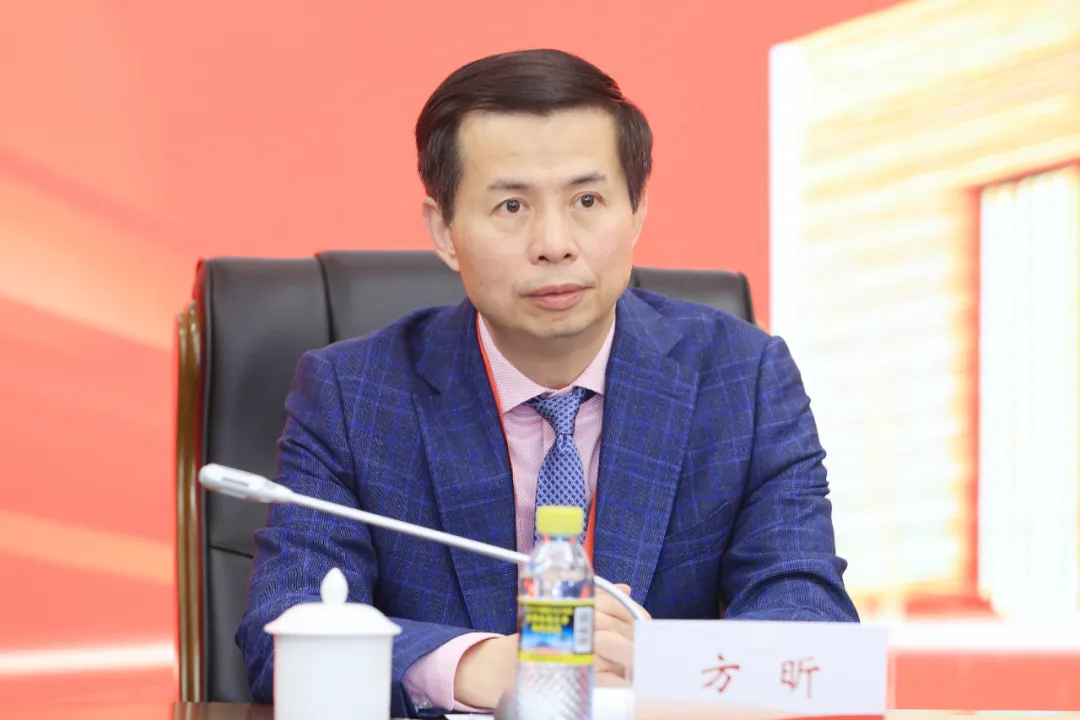 海南農(nóng)商銀行創(chuàng)立大會暨股東大會第一次會議召開