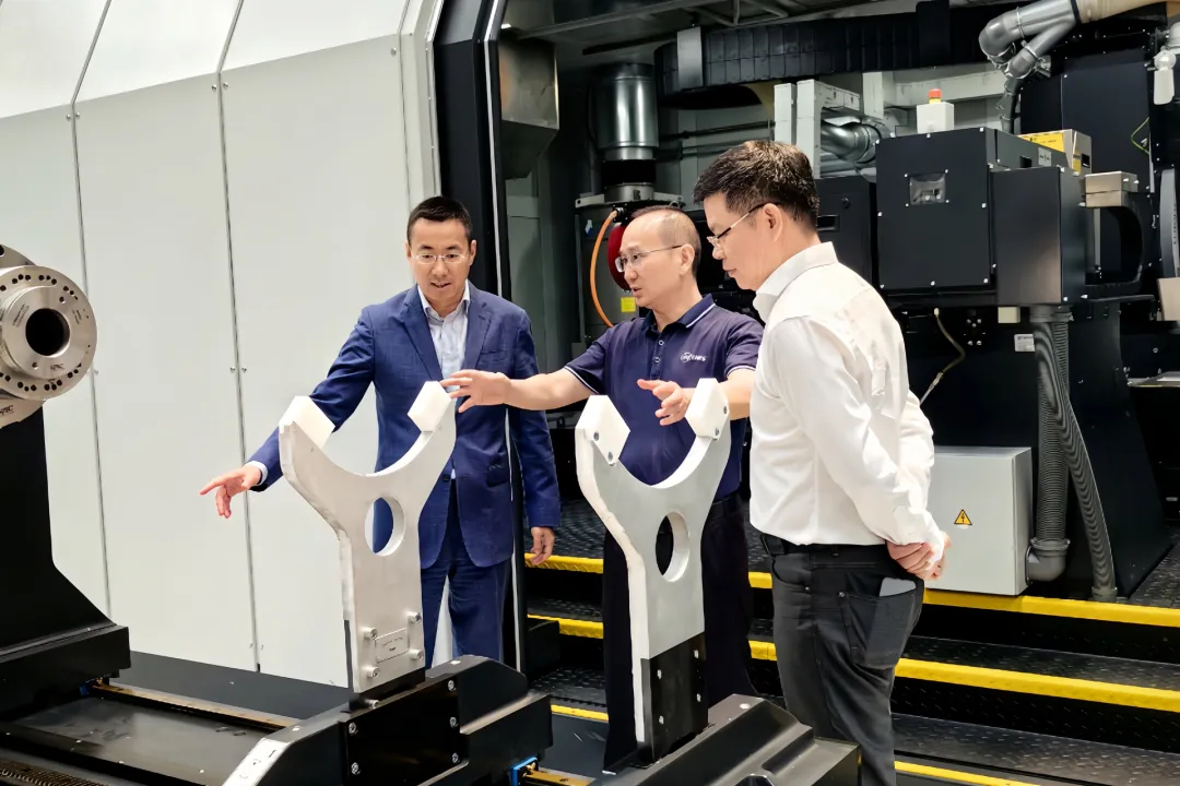 陳維帶隊(duì)走訪新海航及子公司