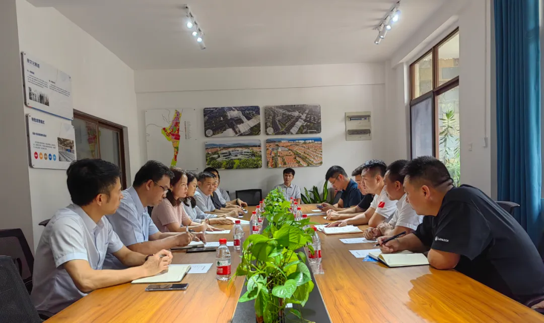 鄒燕玲一行到陵水調(diào)研 鄒燕玲一行到陵水調(diào)研