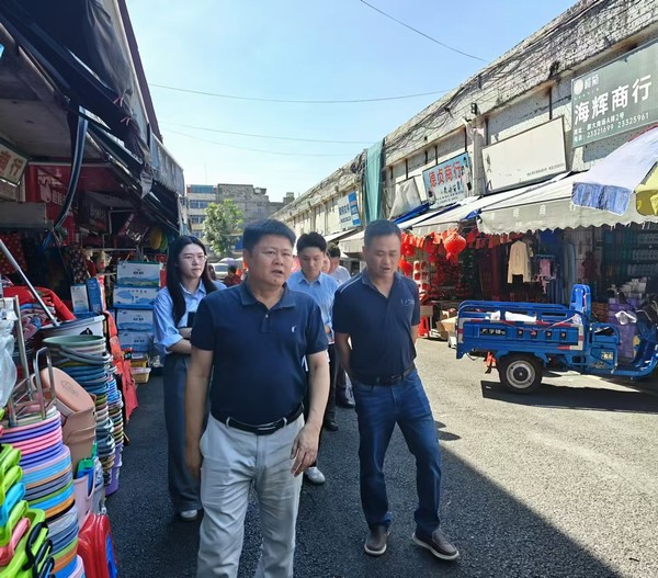 海南農(nóng)商銀行儋州支行：走千企萬戶，解萬難千愁