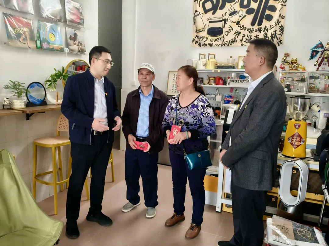 海南農(nóng)商銀行總行領(lǐng)導(dǎo)開(kāi)展春節(jié)前慰問(wèn)走訪(fǎng)調(diào)研活動(dòng)