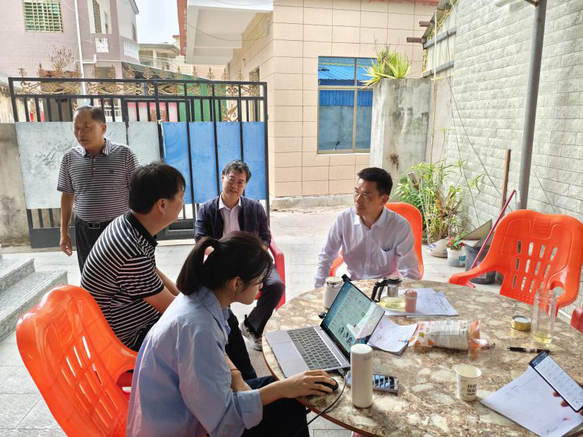 東方支行:金融護(hù)航整村搬遷 暖心服務(wù)共筑家園 東方支行:金融護(hù)航整村搬遷 暖心服務(wù)共筑家園