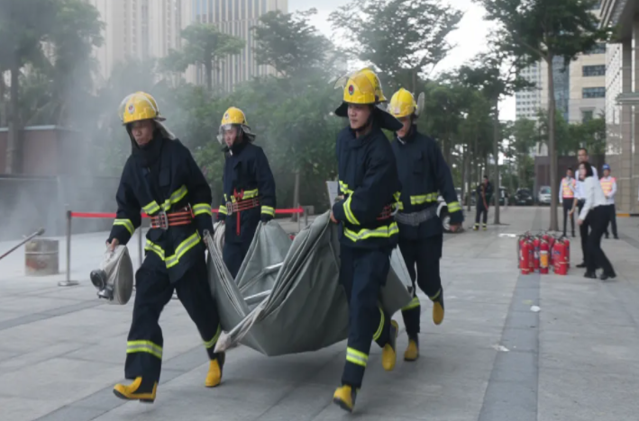 海南農(nóng)商銀行總行組織開展消防應(yīng)急疏散演練 海南農(nóng)商銀行總行組織開展消防應(yīng)急疏散演練