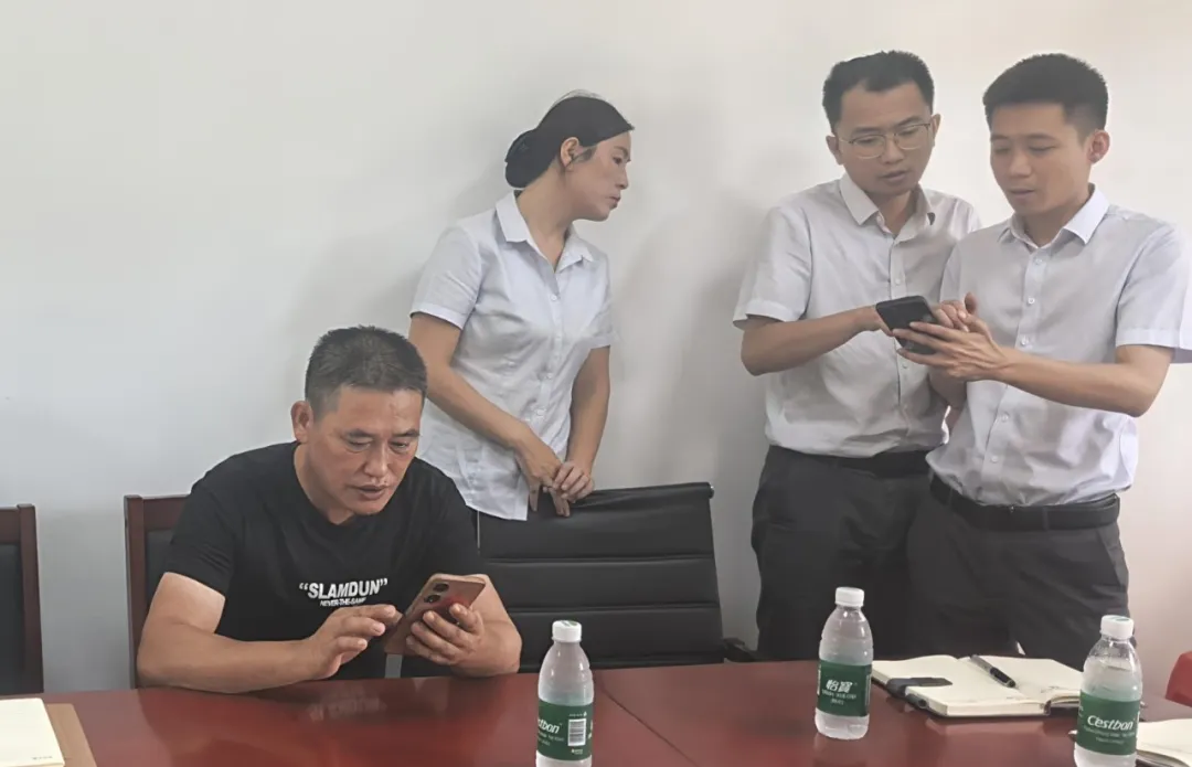 瓊中支行：整村授信賦動能，全力助推鄉(xiāng)村振興