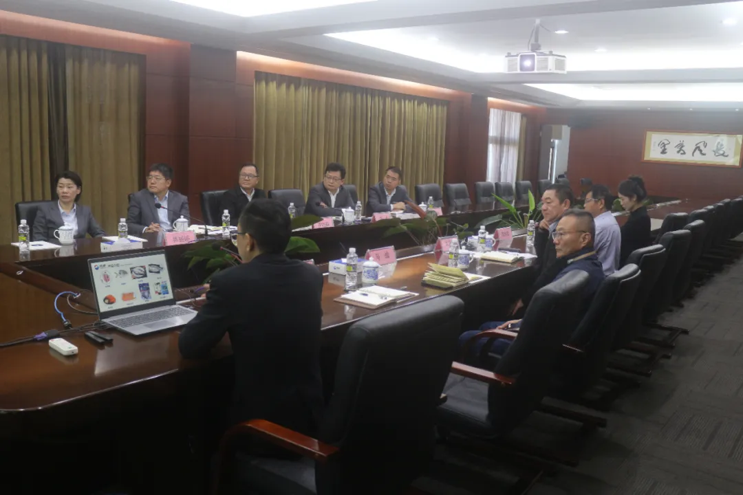 李曉剛拜訪海南翔泰漁業(yè) 共探銀企合作新路徑