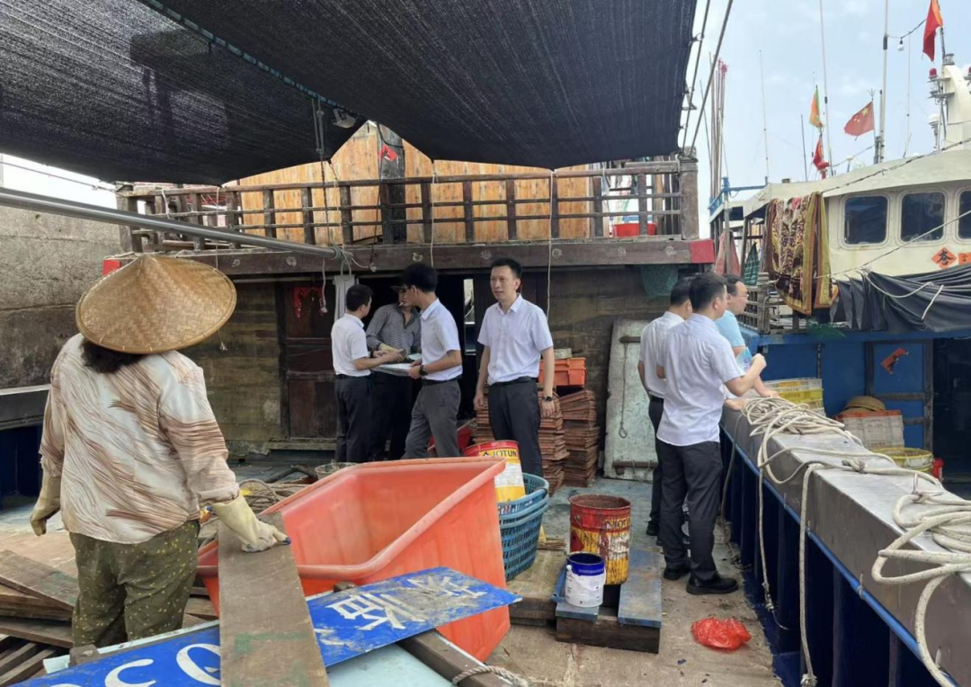 臨高支行：“藍(lán)色金融”涌動縣域，“紅色引擎”賦能發(fā)展